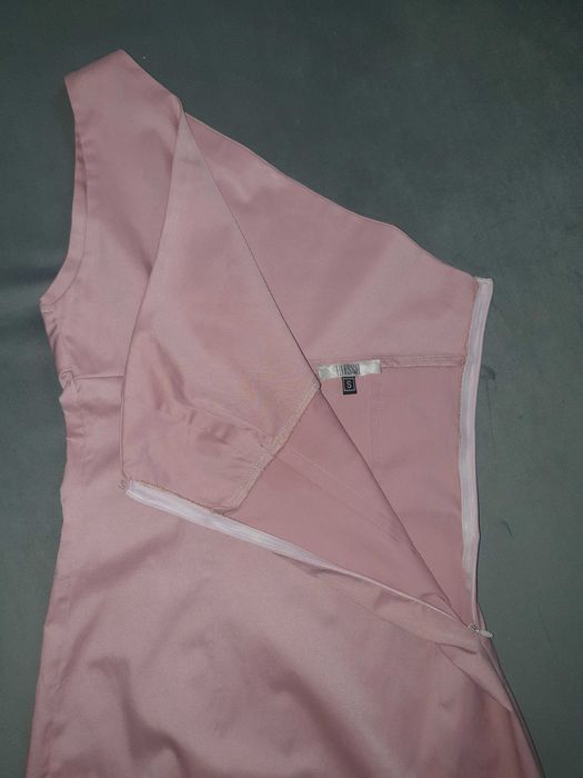 Стилна Рокля Alessa