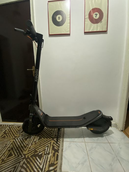 Trotinetă electrică  Xiaomi Electric Scooter 6