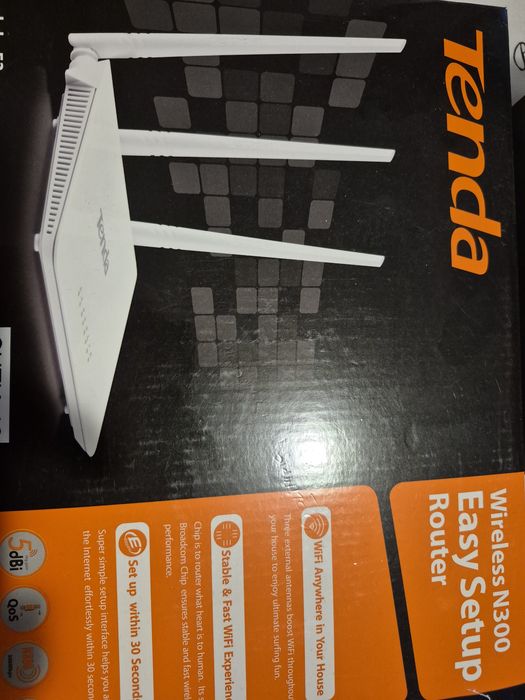 Router wireless N300 Tenda