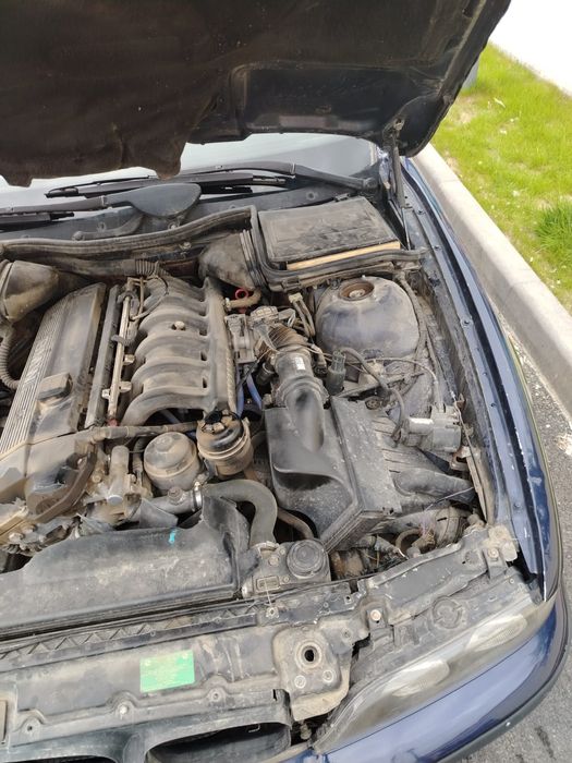 BMW модель E39 1995 года продается  1