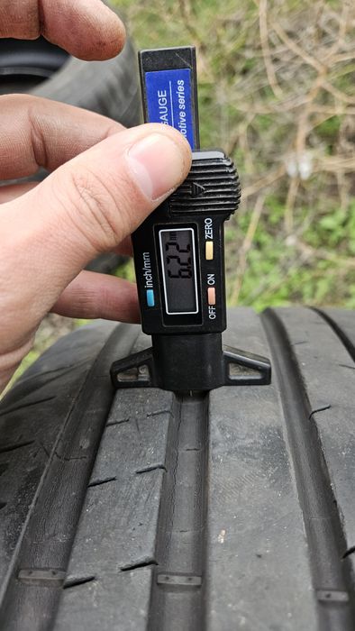 2бр гуми 225 40 18 мишелин michelin