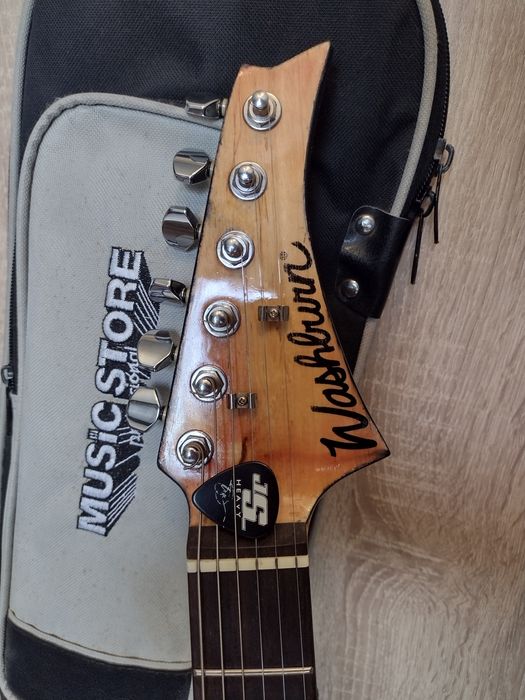 Електрическа китара Washburn X series + подарък усилвател