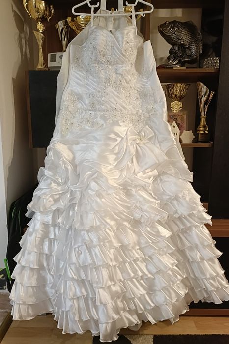 Rochie mireasă impecabilă