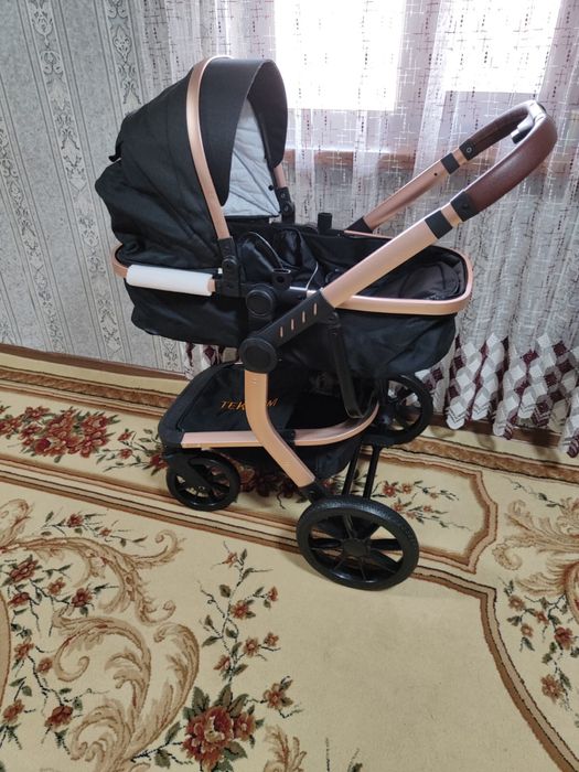 Коляска продается с люлькой