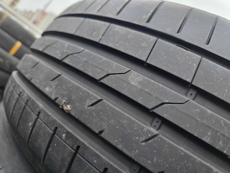 2бр Летни гуми 225 55 18 - Hankook - DOT 2024