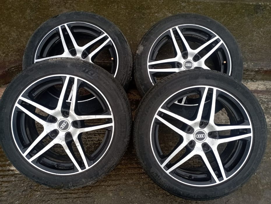 Vând jante aliaj Audi