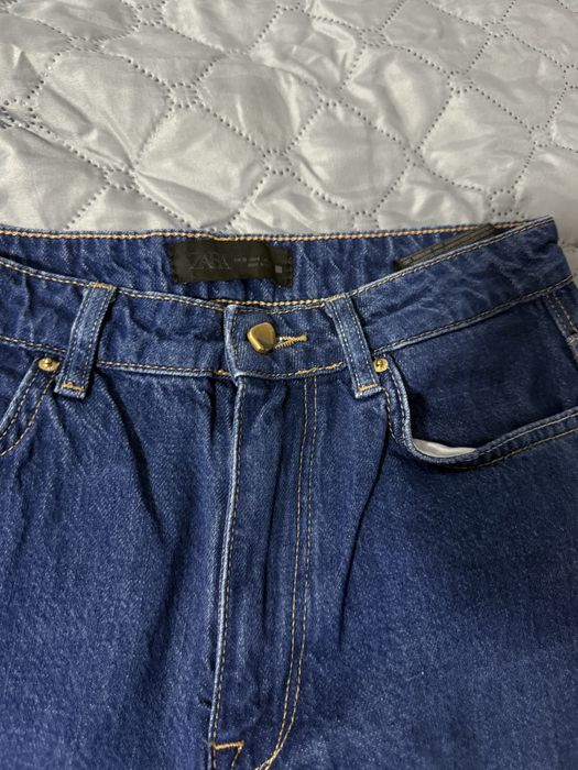 Тъмно сини дънки Zara