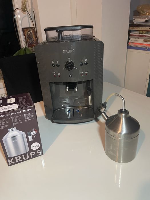 Expresor krups cu spumare lapte