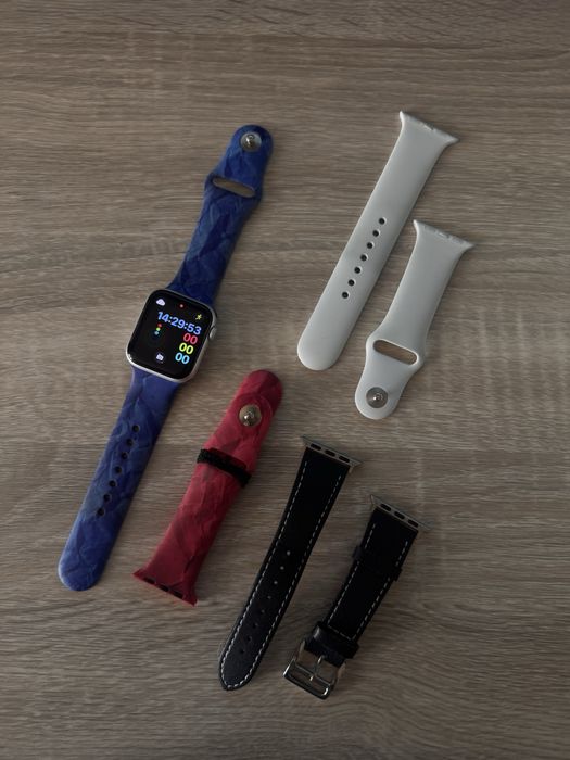 Срочно продам Apple Watch SE Gen 2