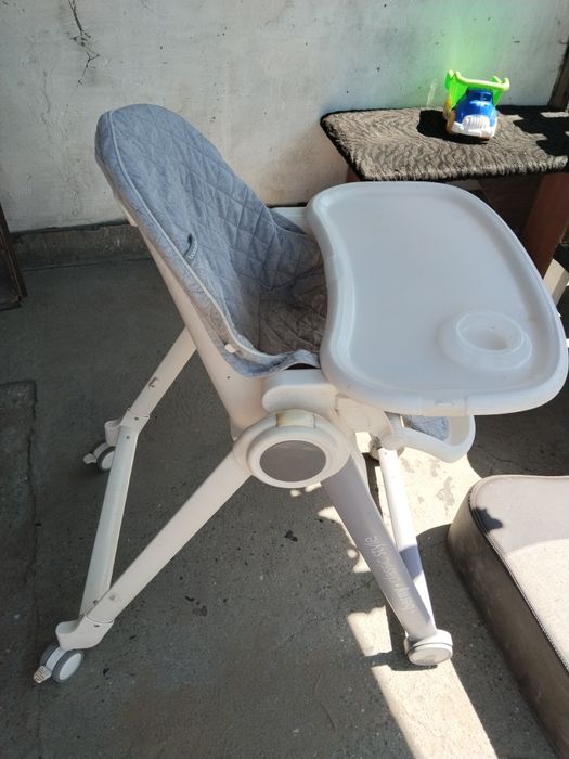 Продам стульчик детский