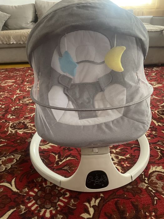 Шезлонг детский новый