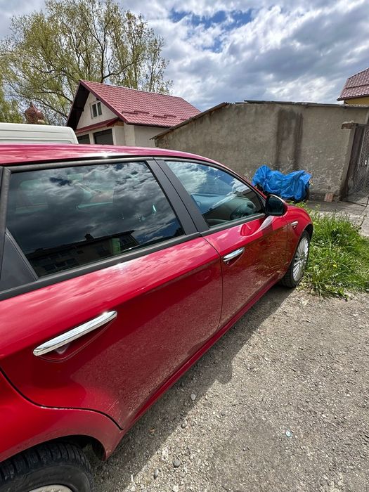 Vând Alfa Romeo  TDI