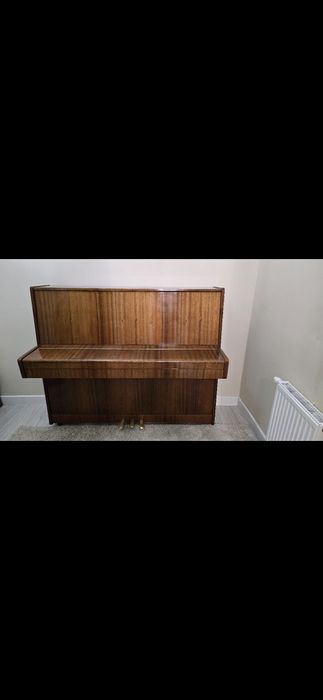 Пианино в отличном состояние