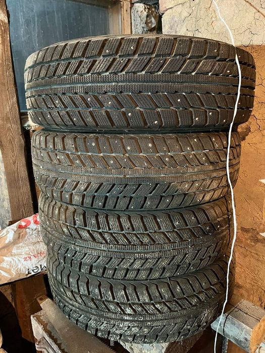 Продам шины 195/65/15