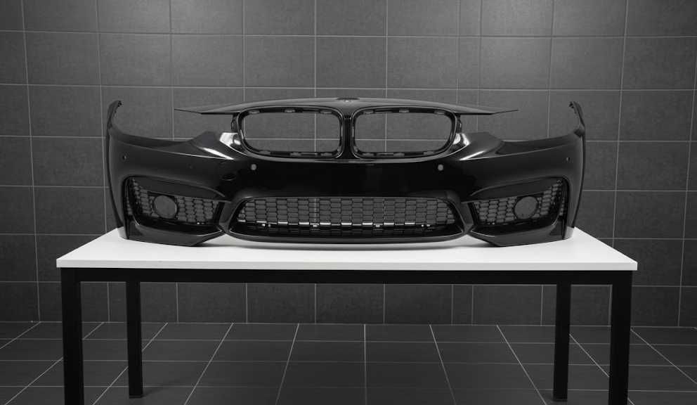 Bara Fata BMW F30 An 2012-2018 Aspect M (668 (Negru))