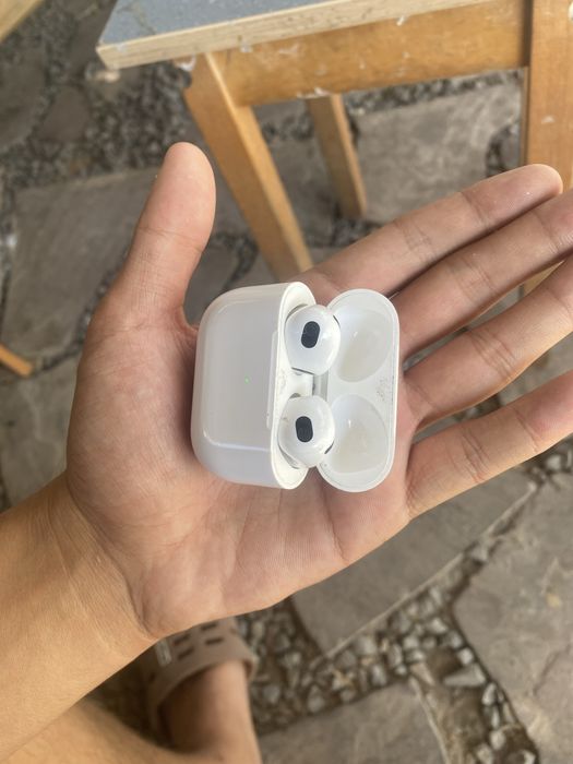 Airpods 3 продам срочно
