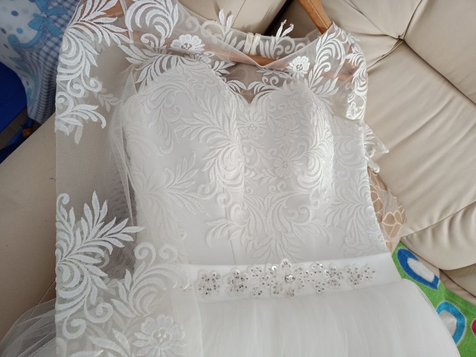 Свадебные платья