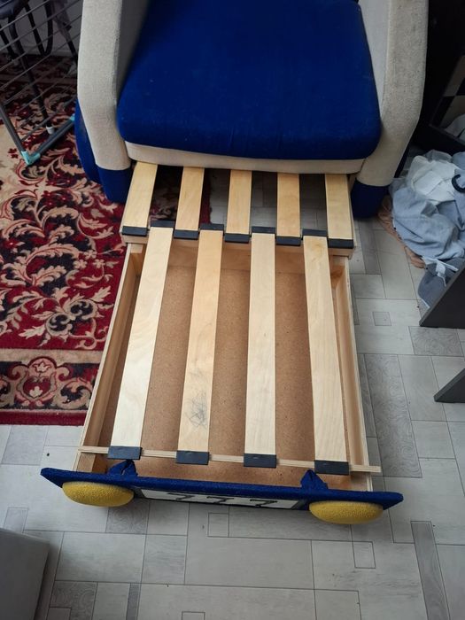 Срочно продам кресло, диван