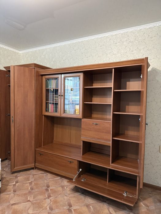 Продам стенку в отличном состоянии