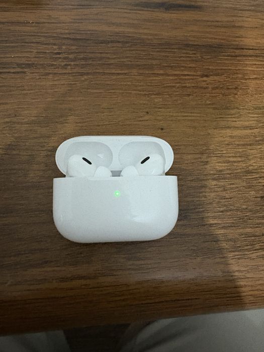 airpods pro 2.
