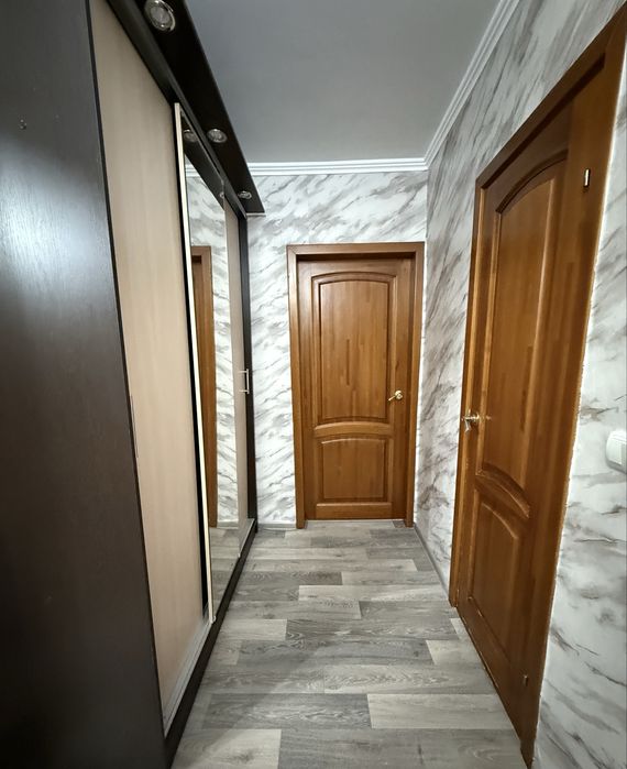 Продам квартиру в кирпичном доме