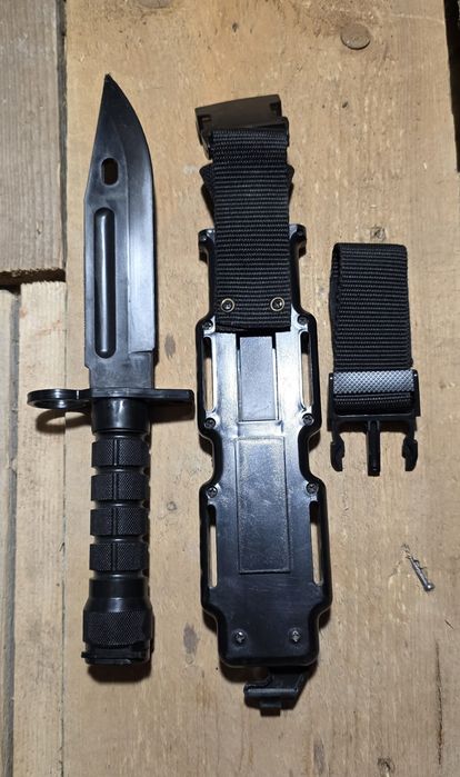 Vand cutit airsoft