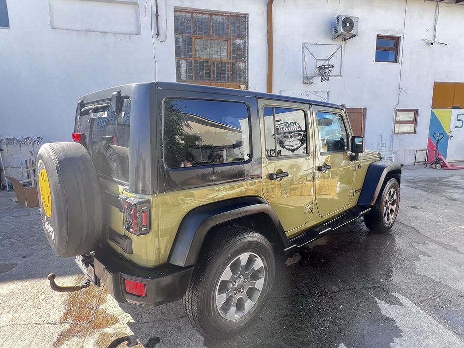 Jeep Wrangler Unlimited 2.8 CRD Sahara  Edition 2014 sau schimb +- dif