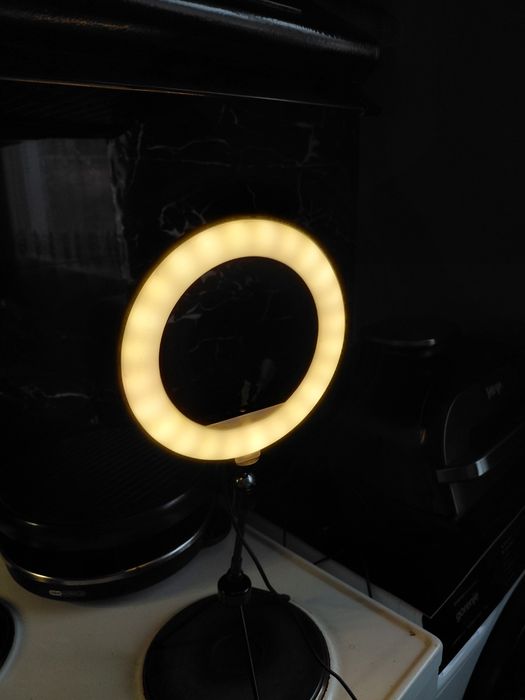 LED ринг лампа с трипод