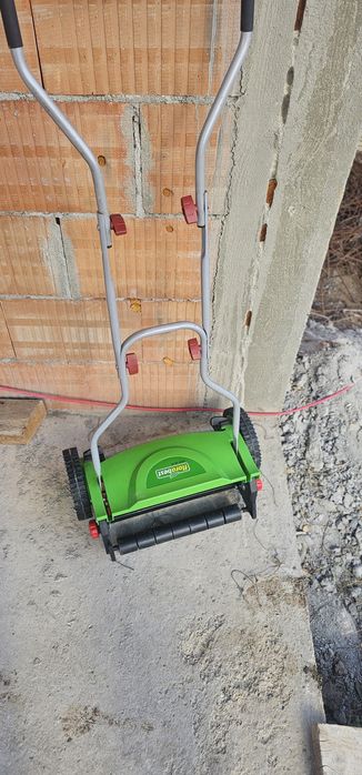 Vand cositoare gazon manuala