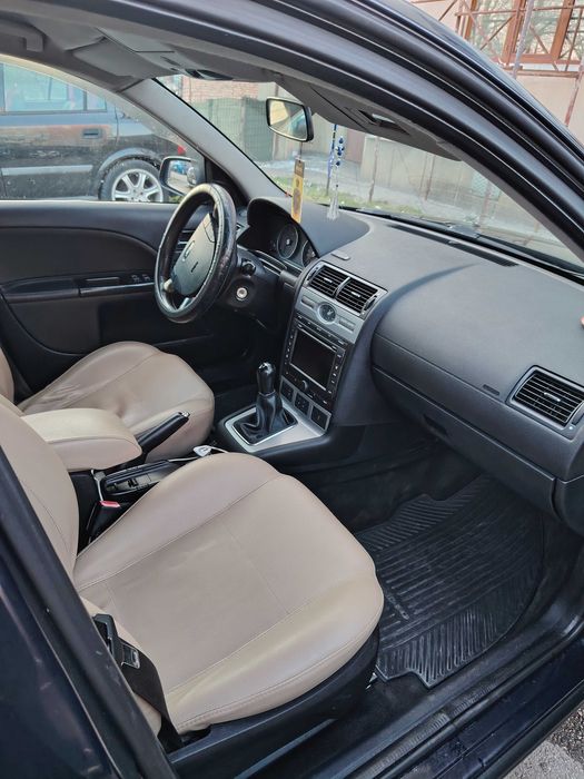 FORD Mondeo 2005
