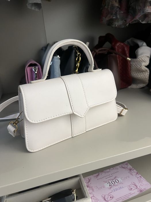 Дамска чанта.