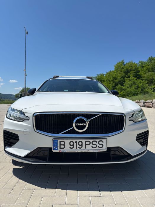 Volvo V60 T6 AWD Recharge 2021 346 CP 92.000 km cu factura, pretul include TVA cu factura pe PJ