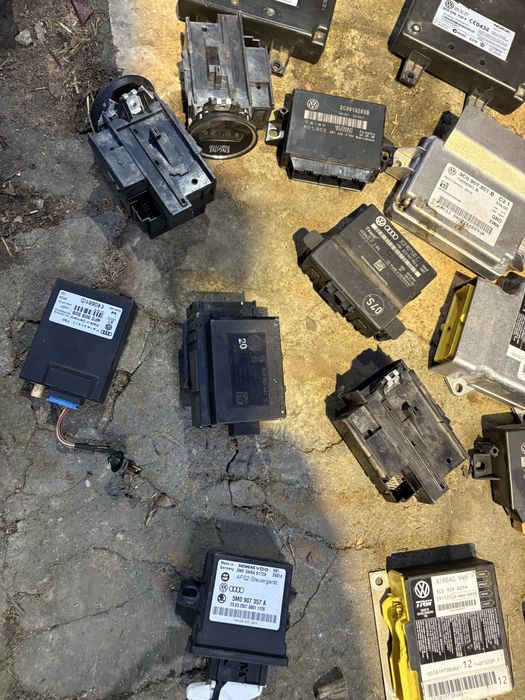 Части от Passat B6 модули,компютри