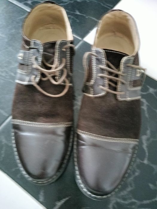 Pantofi bărbătești