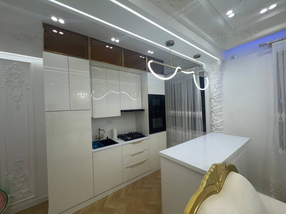 Юнусобод 16-квартал, 2*3/2/10 (1-линия)