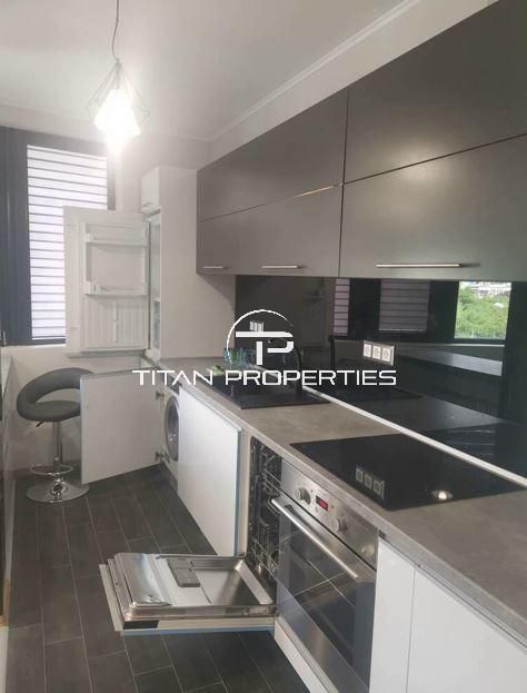 Дава се под наем Двустаен апартамент в Варна, Младост 2 - 55 кв.м за 613 € - Снимка #1