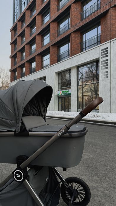 Коляска Tomix Adele 2 в 1