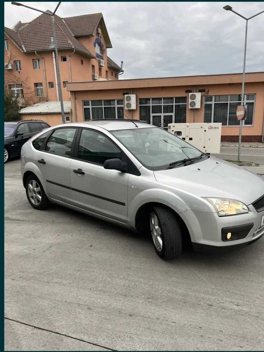 Usa ford focus 2 hatchback