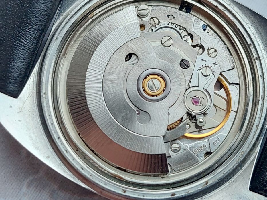 Ceas Eterna-Matic automatic functional. Mecanism eta 2824-2 colectie