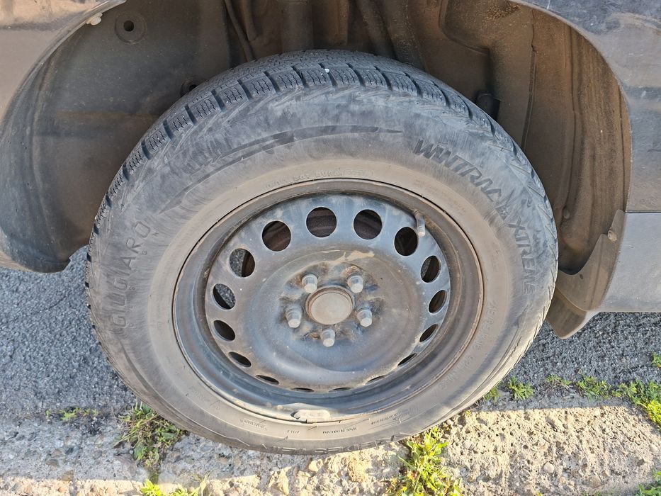 Vand 4 roti 215/65/R16