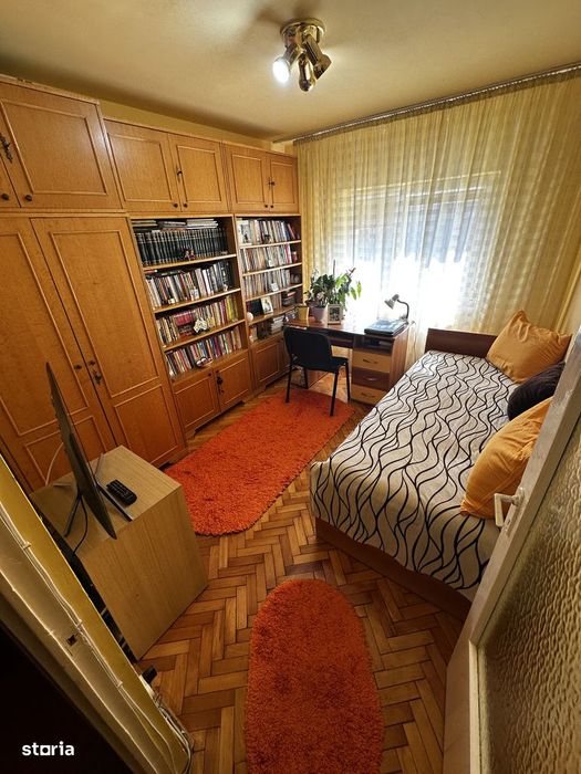 Apartament de vanzare 3 camere,parcare, 60 mp, Cart 1 Mai, Dej