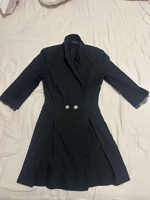 Zara Гещеризон тип рокля