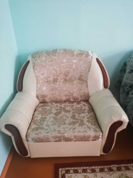 Продам мягкий угол