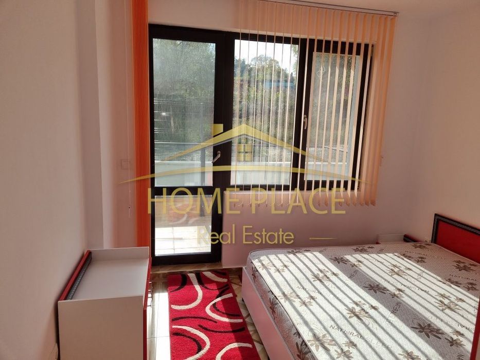 Дава се под наем Двустаен апартамент в Варна, Галата - 65 кв.м за 433.5 € - Снимка #2