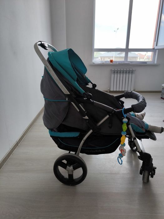 Детская коляска.