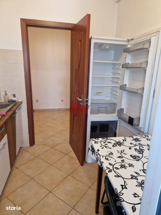 Apartament cu 2 camere in apropiere de Palas, semidecomandat, luminos,