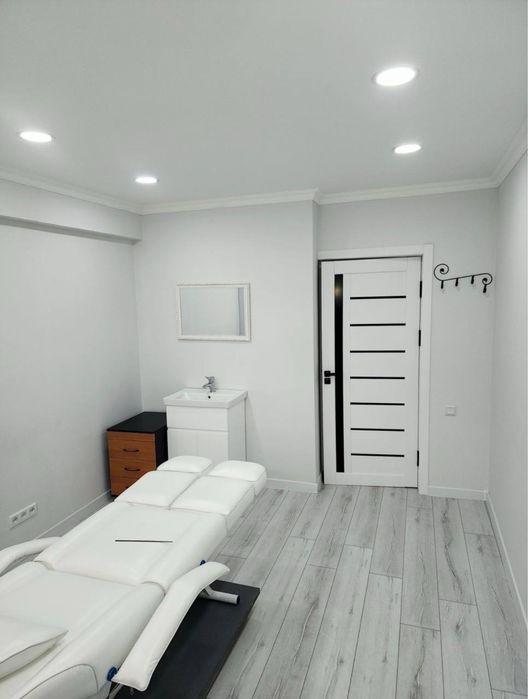 Продаётся нежилое помещения