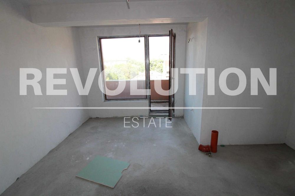 Продава се Тристаен апартамент в Пловдив, Център - 99 кв.м за 1920 €/кв.м - Снимка #2