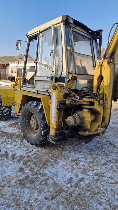 Vand buldoexcavator.