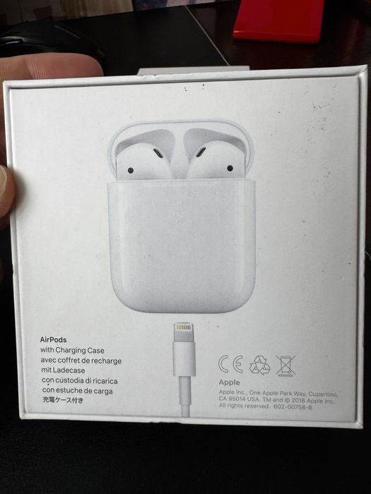 Слушалки Apple AirPods 2